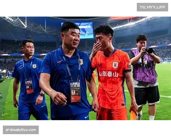 双喜临门泰山队客战浙江后卫主将韩鹏回归助力防线逆袭 双喜临门泰山队客战浙江后卫主将韩鹏回归助力防线逆袭